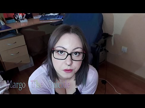 ❤️ Seksi djevojka s naočalama duboko siše dildo na kameri ❤️❌ Ruski porno kod nas ﹏