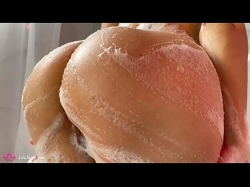 ❤️ Brineta masturbira macu vibratorom do intenzivnog orgazma pod tušem ❤️❌ Ruski porno kod nas ﹏